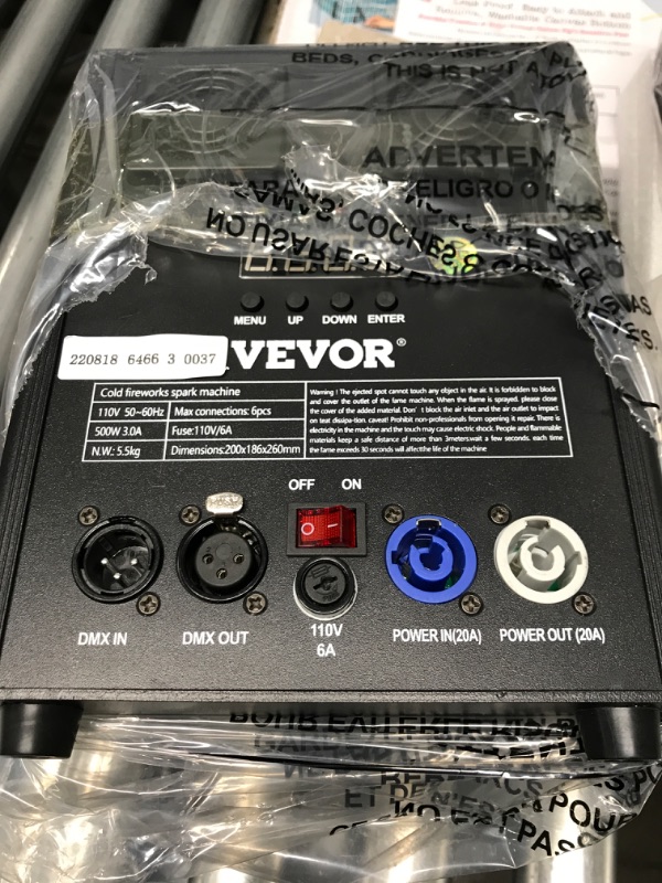 Photo 3 of VEVOR Stage Equipment Special Effect Machine, 500W Stage Lighting Effect Machine with Wireless Remote Control, Smart DMX Control Stage Equipment Beautiful Showing Machine for Wedding, Musical Show, DJ