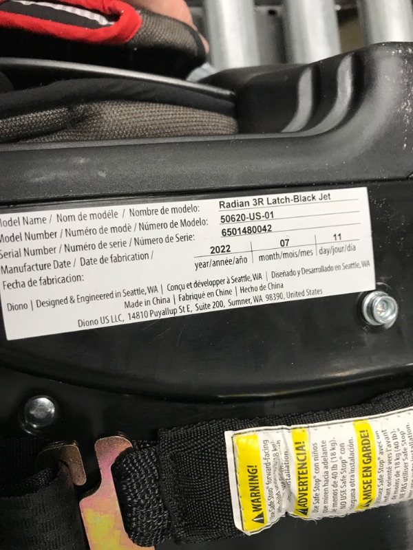 Photo 2 of Diono Radian 3R, 3-in-1 Convertible Car Seat, Rear Facing & Forward Facing, 10 Years 1 Car Seat, Slim Fit 3 Across, Jet Black Radian 3R Fits 3 Across Black Jet  1012375932
