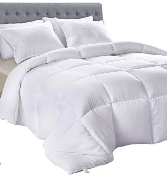 Photo 1 of ***TWIN***

Utopia Bedding Down Alternative Comforter (Twin, White) - All Season Comforter - Plush Siliconized Fiberfill Duvet Insert - Box Stitched