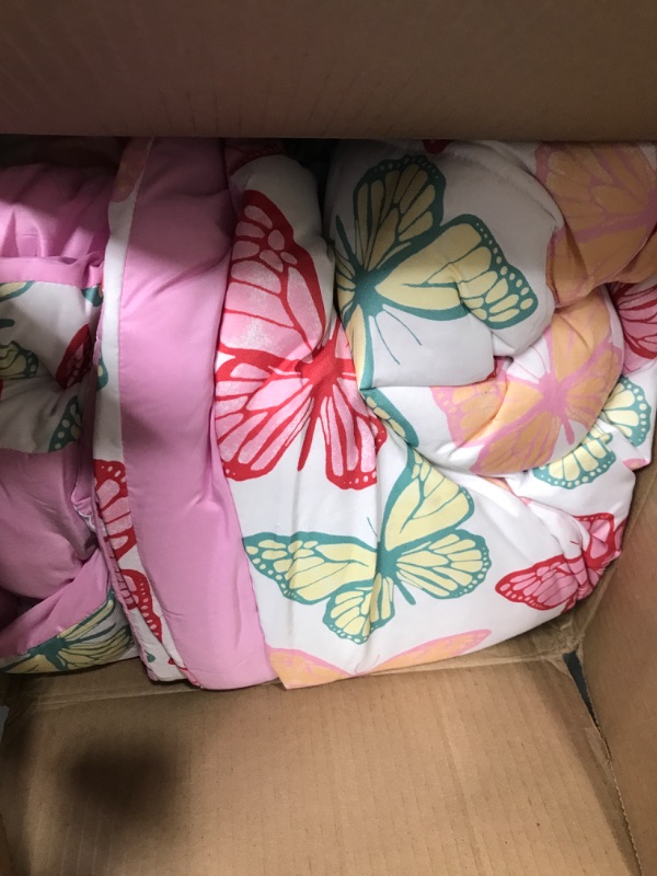 Photo 2 of Amazon Basics Kids Bed-in-a-Bag Microfiber Bedding Set, Easy Care, Full/Queen, Butterfly Friends - Set of 7 Pieces Butterfly Friends Queen Bedding Set