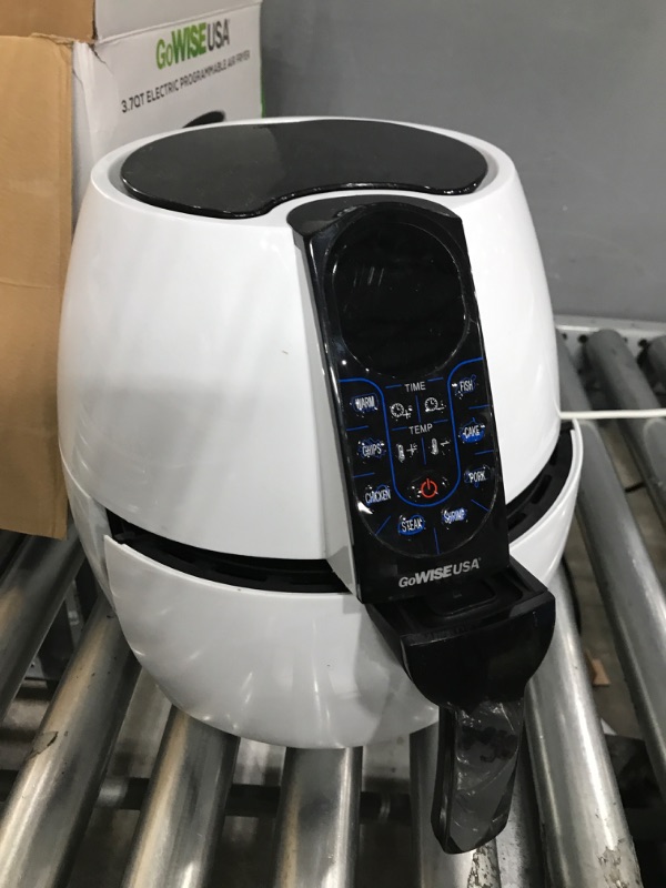 Photo 2 of 3.7 Qt. Air Fryer with 8-Cook Presets will not power on parts only!