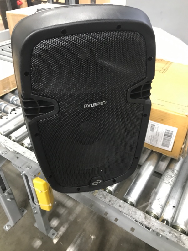 Photo 2 of Wireless Portable PA Speaker System - 1000W Rechargeable Battery Powered Bluetooth Compatible Active Outdoor Speaker - USB SD MP3 AUX RCA FM Radio - 35mm Mount Microphone Transmitter - Pyle PPHP109WMU