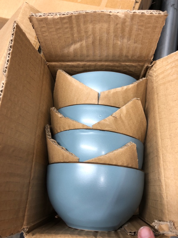 Photo 3 of ***NEW IN BOX*** Pfaltzgraff Hadlee Blue 16-Piece Dinnerware Set