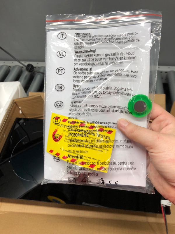 Photo 1 of ***NEW IN PACKAGE UNABLE TO TEST*** Induction Cooktop 2 Burner, Weceleh 12 Inch Electric Stove Top 240V 3500W, Fast Heat Built-in Dual Induction Cooker, (NO PLUG) Electric Cooktop with 9 Heating Level, Kid Safety Lock and Timer 12-INCH