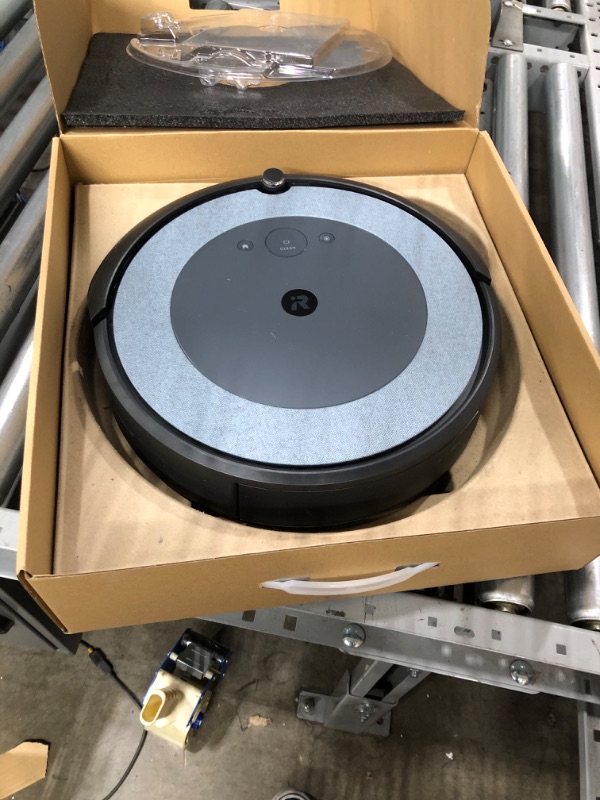 Photo 1 of **** USED **** *** TESTED POWER ON *** iRobot Roomba i4+ EVO (4552) Robot Vacuum with Automatic Dirt Disposal - Empties Itself for up to 60 Days, Wi-Fi Connected Mapping, Compatible with Alexa, Ideal for Pet Hair, Carpets