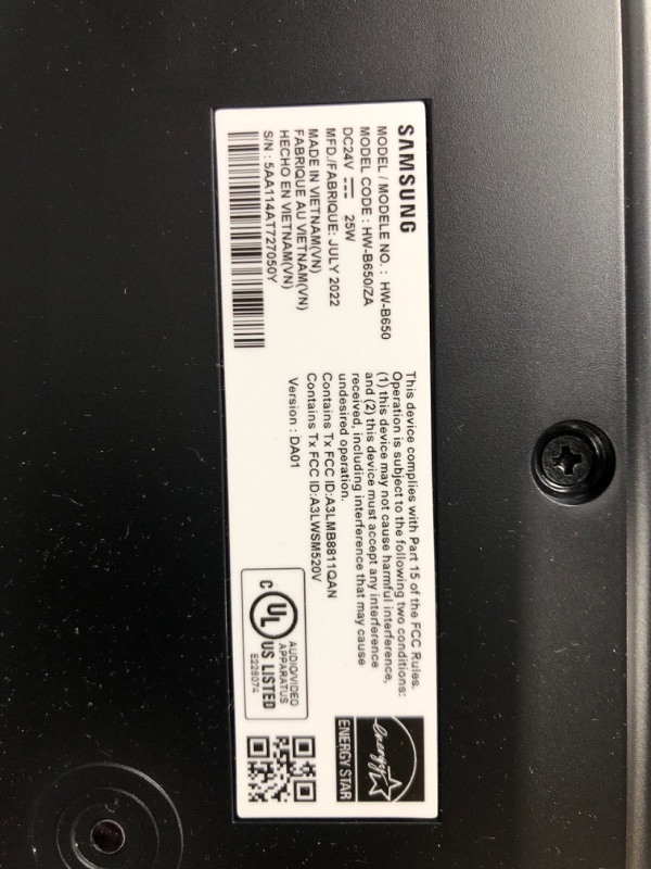 Photo 5 of *Tested-Did not power on after charge* Hover-1 Drive Electric Hoverboard | 7MPH Top Speed, 3 Mile Range, Long Lasting Lithium-Ion Battery, 6HR Full-Charge, Path Illuminating LED Lights Black