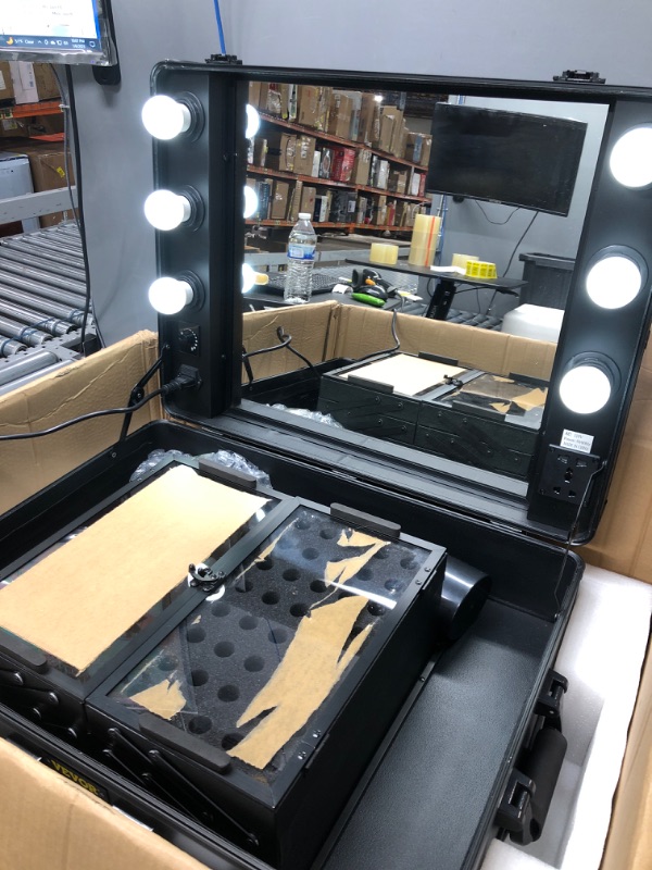 Photo 2 of *Tested* Happybuy Rolling Makeup Case 28"x21"x54" with LED Light Mirror Adjustable Legs Lockable Train Table Studio Artist Cosmetic