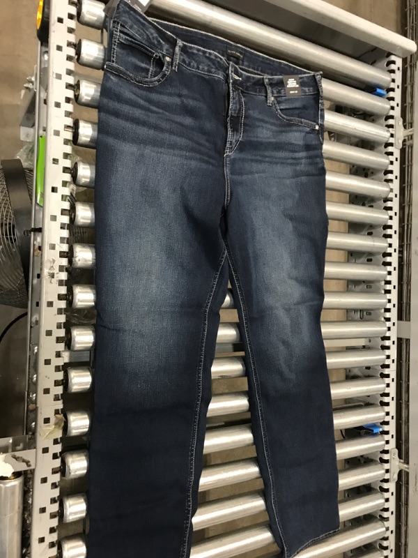 Photo 2 of Silver Jeans Co. Women's Plus Size Avery High Rise Straight Leg Jeans 22 Plus Dark Wash Edb457