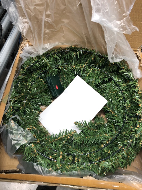 Photo 2 of 24" Norway Spruce Christmas Wreath w/50 Warm White LED Lights, Battery-Operated, No Timer