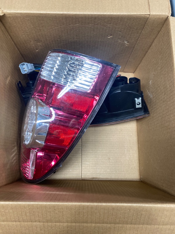 Photo 2 of RYANSTAR RACING Compatible with 2005-2015 Toyota Tacoma Pickup Driver & Passenger Side Tail Light Assembly LED Type Replaces 8156004160 8155004160 red