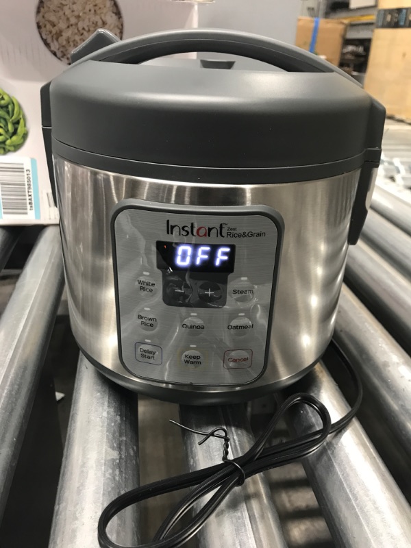 Photo 3 of ***tested, item is FUNCTIONAL.***Instant Zest 8 Cup One Touch Rice Cooker, From the Makers of Instant Pot, Steamer, Cooks Rice, Grains, Quinoa and Oatmeal, No Pressure Cooking Functionality 8-Cup Zest
