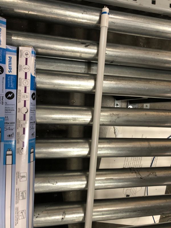 Photo 1 of 54W Equivalent 46 in. High Output Linear T5 InstantFit Daylight LED Tube Light Bulb (5000K)