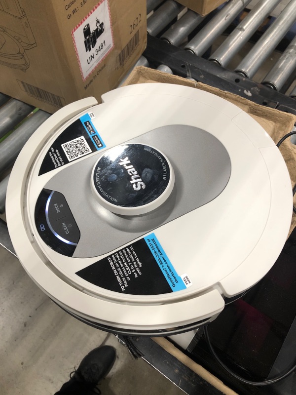 Photo 5 of *SEE NOTES* Shark AV2511AE AI Robot Vacuum with XL Self-Empty Base, Bagless, 60-Day Capacity, LIDAR Navigation, Home Mapping, Silver & Black 60-Day Capacity + 2nd Generation