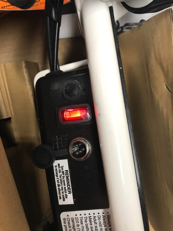 Photo 3 of **** MISSING CHARGING CORD*** Razor 13113614 E300 Electric Scooter Standing Ride (E300) White/Blue