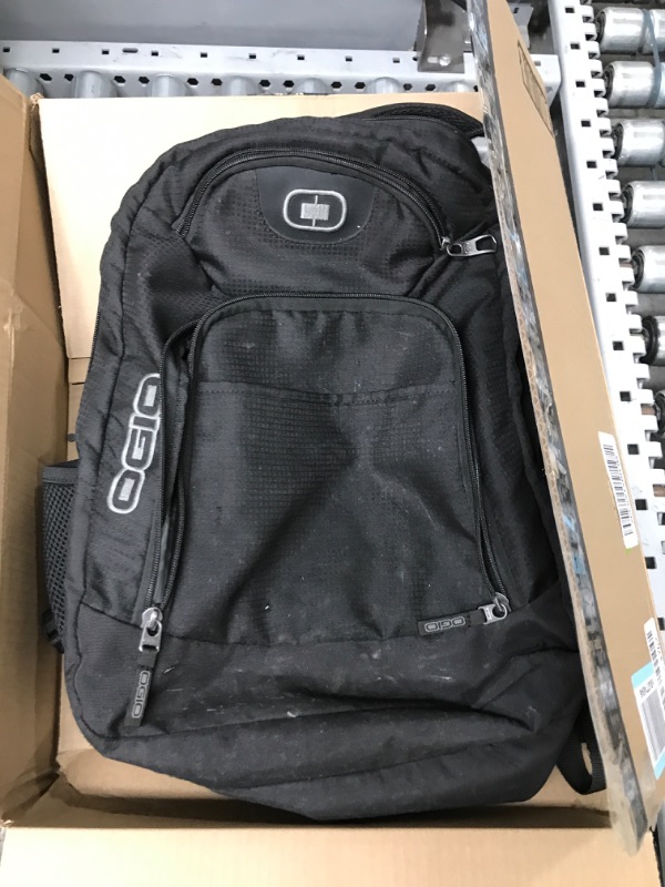 Photo 2 of ***HEAVY USE***
OGIO Tribune Backpack Black Gt