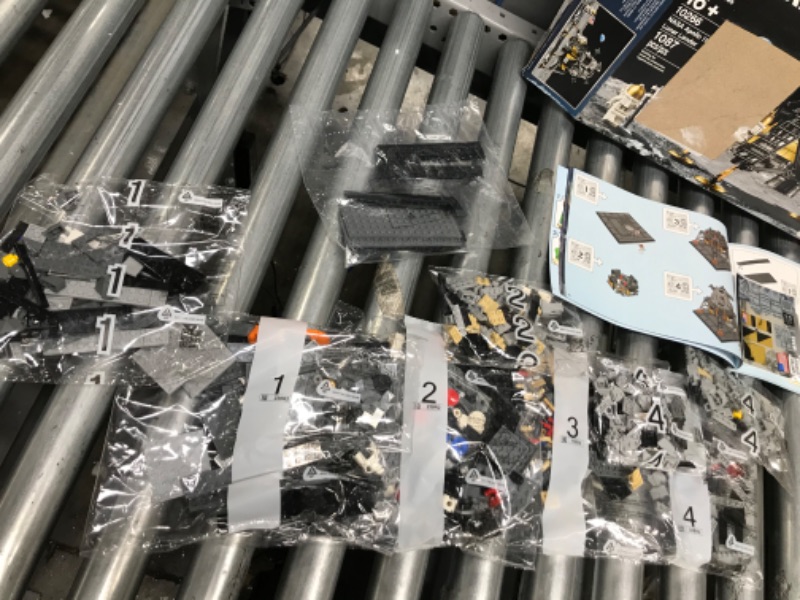 Photo 1 of **DAMAGED BOX***
LEGO Creator Expert NASA Apollo 11 Lunar Lander 10266 Building Toy Set for Ages 16+ (1087 Pieces)