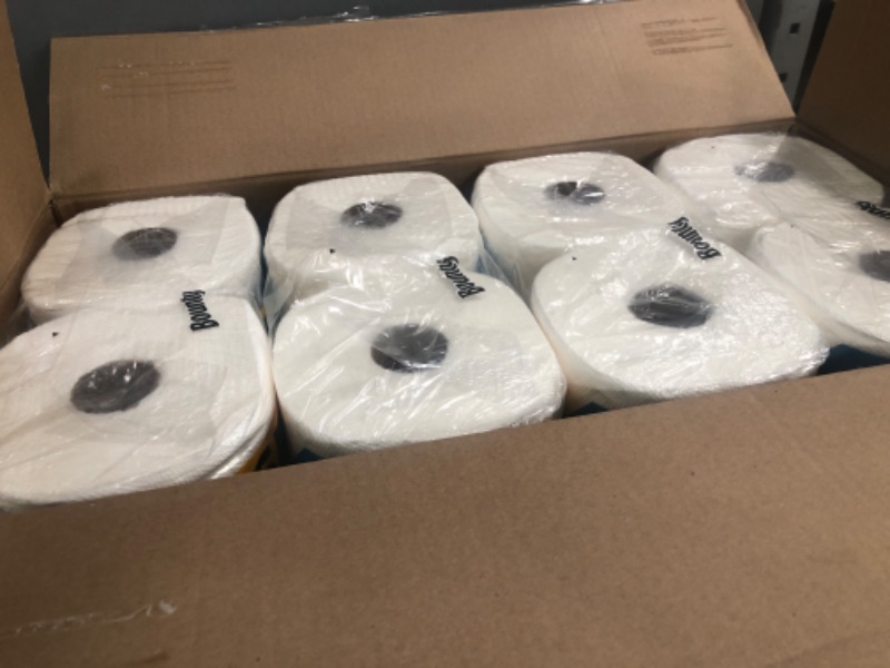 Photo 1 of Bounty Quick Size Paper Towels, White, 4 Packs Of 2 Family Rolls = 8 Family Rolls