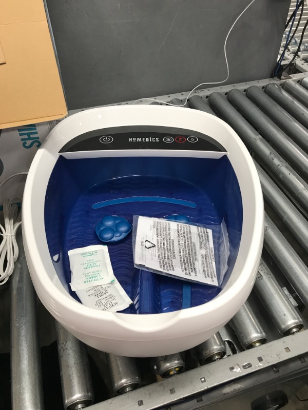 Photo 2 of ***TESTED POWERS ON*** HoMedics Shiatsu Bliss Footbath with Heat Boost, Foot Spa Massager, Deep Kneading Pedicure Tub, Vibrating Bubbles with Soothing Heat, Portable at-Home Spa
