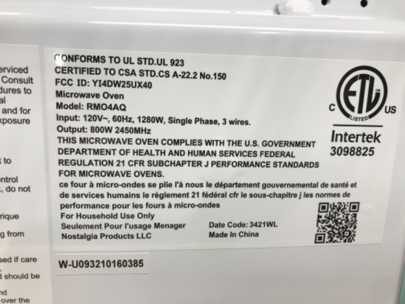 Photo 2 of *Tested-Powers On* Nostalgia Retro Compact Countertop Microwave Oven 0.9 Cu. Ft. 800-Watts with LED Digital Display, Child Lock, Easy Clean Interior, Aqua