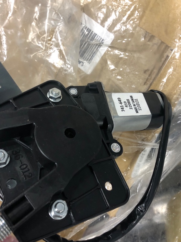 Photo 1 of used
has some type of vaseline 
Dorman 741-649 Front Driver Side Power Window Motor and Regulator Assembly for Select Dodge Models Driver Side (LH)
