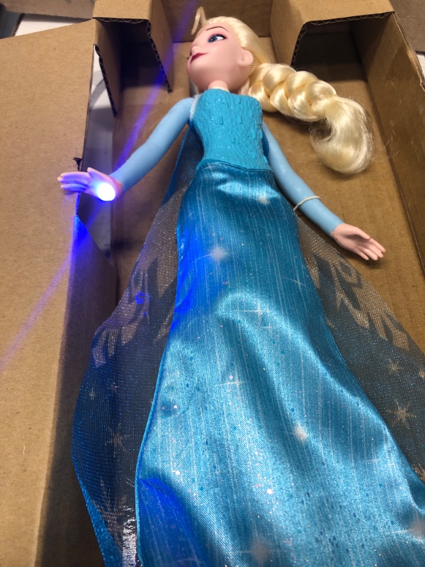 Photo 2 of Disney Frozen Frz Fd ICY Lights Elsa