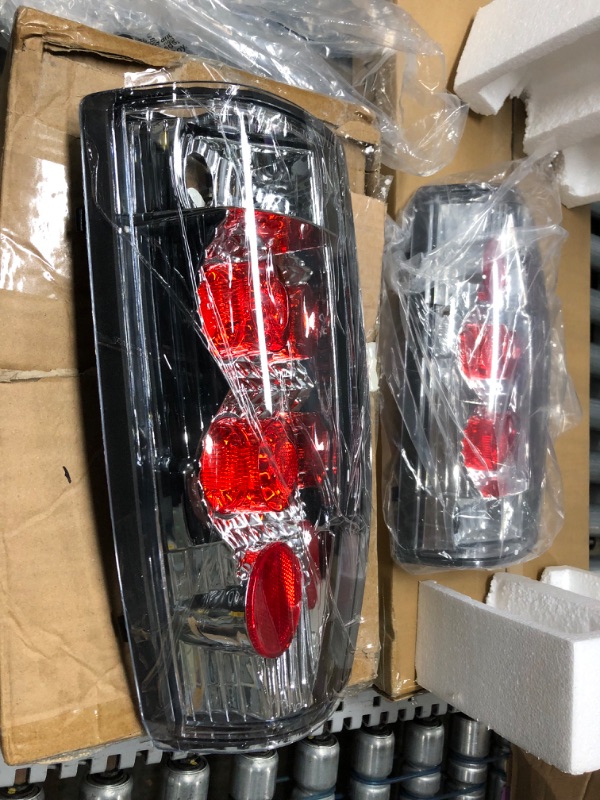 Photo 3 of AUTOSAVER88 Tail Lights Taillights Assembly Compatible with 1988-1998 Chevy C/K 1500, 1988-2000 Chevy C/K 2500, 1995-1999 Chevy Tahoe, 1992-1999 Chevy Suburban/ GMC Yukon Replacement Tail Lamp Chrome