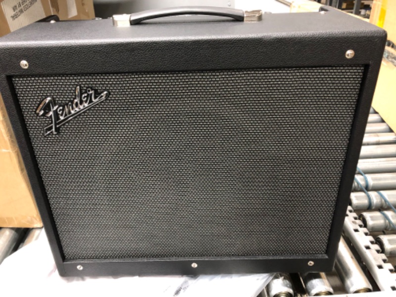 Photo 5 of Fender Mustang GTX100 Guitar Amplifier 100 GTX Amplifier+
