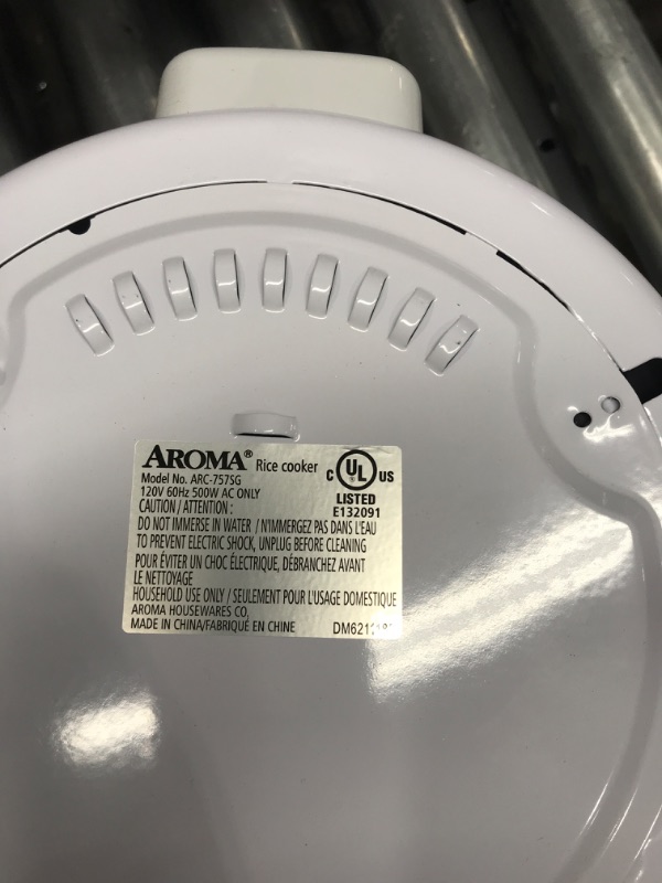 Photo 4 of Aroma Housewares Select Stainless Rice Cooker & Warmer with Uncoated Inner Pot, 14-Cup(cooked) / 3Qt, ARC-757SG 14-Cup(cooked) / 3Qt. Rice Cooker