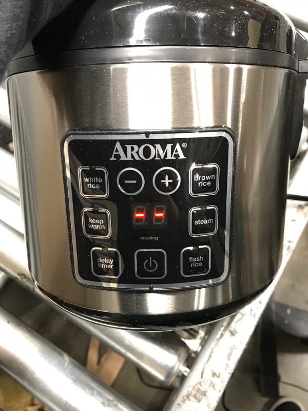 Photo 3 of Aroma Housewares ARC-914SBD Digital Cool-Touch Rice Grain Cooker and Food Steamer, Stainless, Silver, 4-Cup (Uncooked) / 8-Cup (Cooked)
