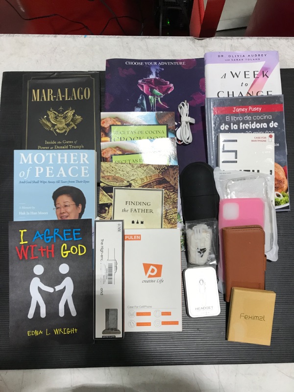 Photo 1 of 20 PIECES MISCELLANEOUS BOOKS/ PHONES CASES  *ITEMS ARE USED*