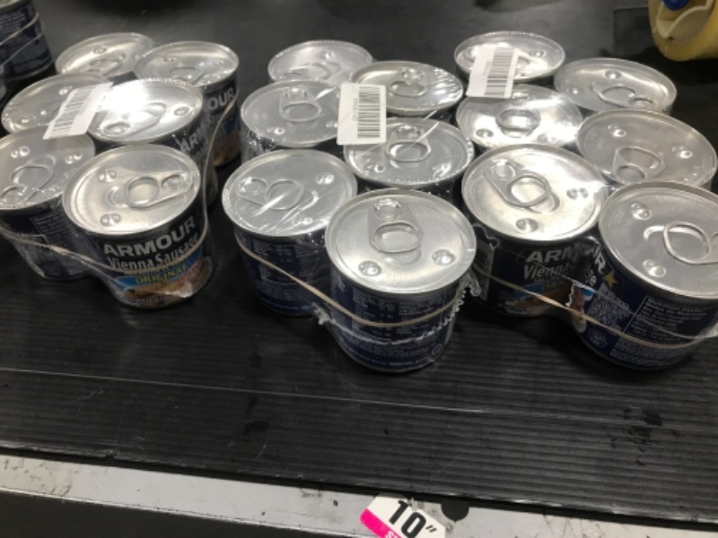Photo 2 of Armour Star Vienna Sausage, Original Flavor, Canned Sausage, 4.6 OZ (Pack of 18) 
EXP: 06/01/2024