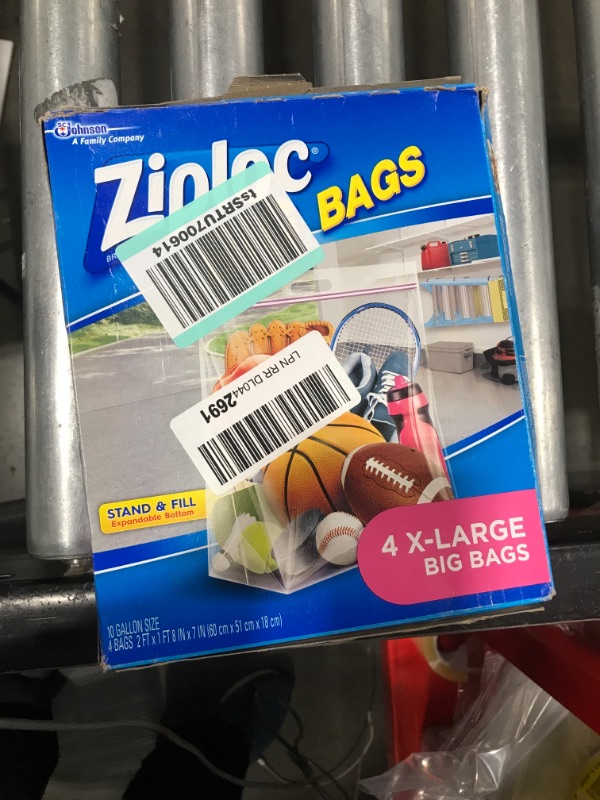 Photo 2 of Ziploc XL HD Big Bag (4 Bags) Packaging may vary
