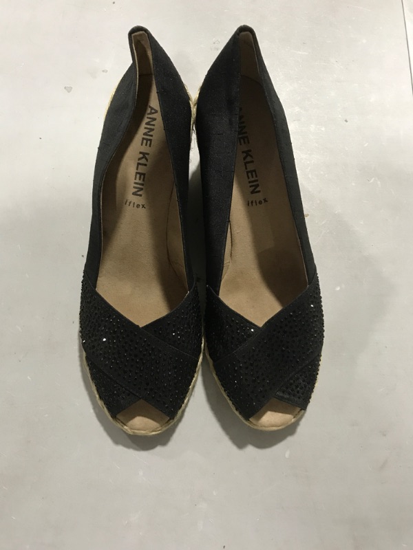 Photo 1 of Anne Klein Women's wedges size 8