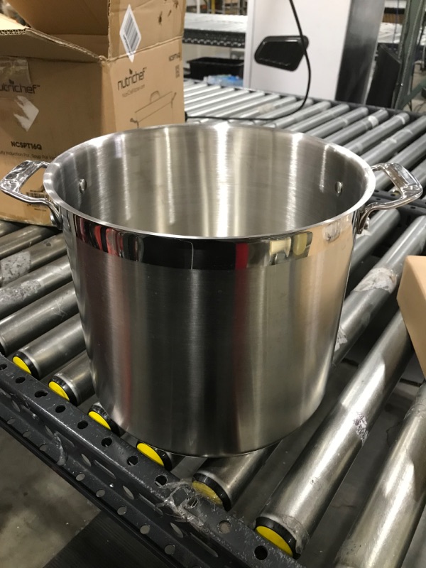 Photo 2 of 16-Quart Stainless Steel Stockpot 