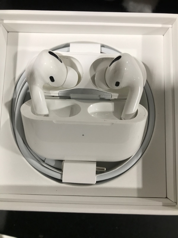 Photo 2 of AirPods Pro with MagSafe Case-