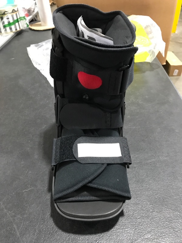 Photo 2 of Air CAM Walker Fracture PDAC Approved L4360 and L4361 Boot Short - Medical Recovery, Protection and Healing Boot - Toe, Foot or Ankle Injuries by Brace Align
SIZE LARGE. PRIOR USE. 
