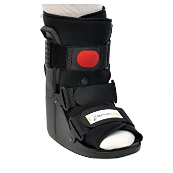 Photo 1 of Air CAM Walker Fracture PDAC Approved L4360 and L4361 Boot Short - Medical Recovery, Protection and Healing Boot - Toe, Foot or Ankle Injuries by Brace Align
SIZE LARGE. PRIOR USE. 