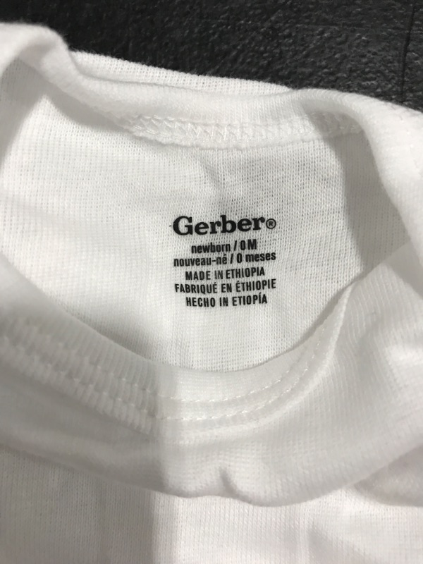 Photo 3 of Gerber Baby 5-Pack Solid Onesies Bodysuits, White, Newborn. MISSING PACKAGE. 
