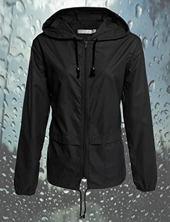 Photo 1 of Avoogue Raincoat Women Lightweight Waterproof Rain Jackets Packable Outdoor Hooded Windbreaker size small
