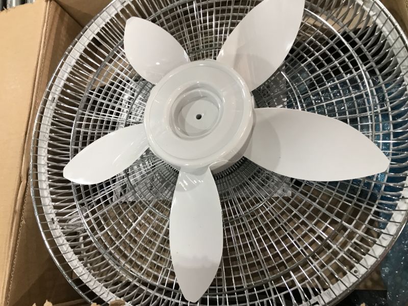 Photo 2 of 18 in. Commercial Grade Oscillating Wall Mount Fan