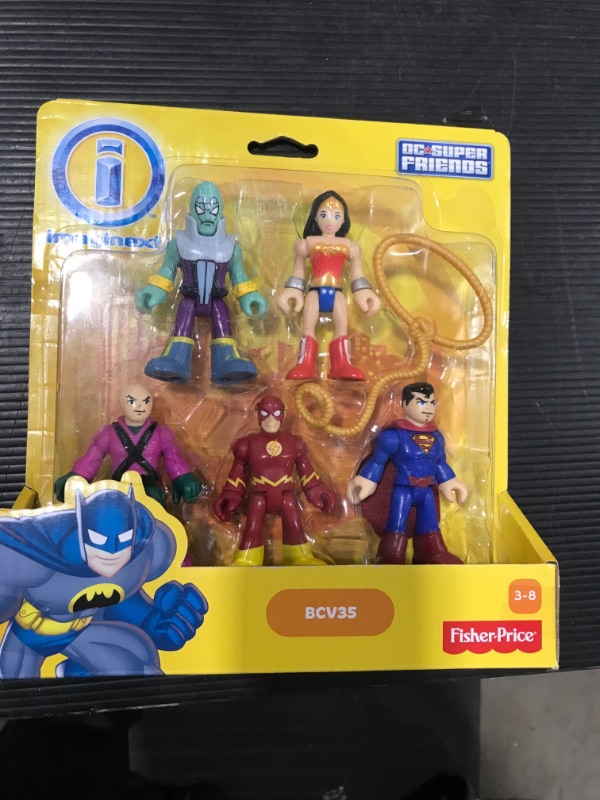 Photo 2 of Fisher-Price Imaginext DC Super Friends & Villains Pack
