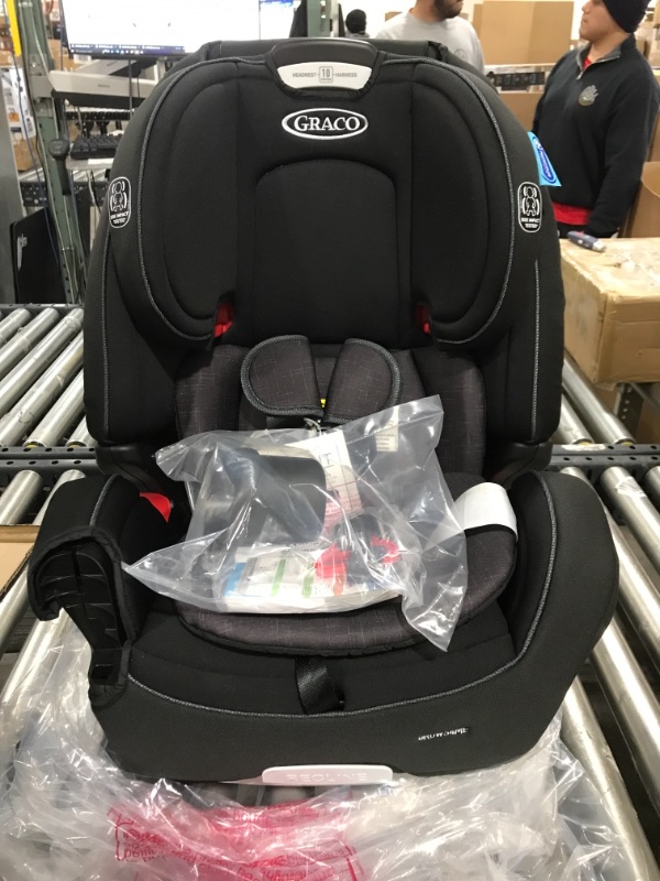 Photo 2 of Graco Grows4Me 4 in 1 Car Seat, Infant to Toddler Car Seat with 4 Modes, West Point
