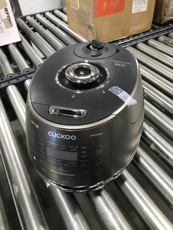 Photo 3 of Cuckoo 6-Cup Induction Heating Pressure Rice Cooker
