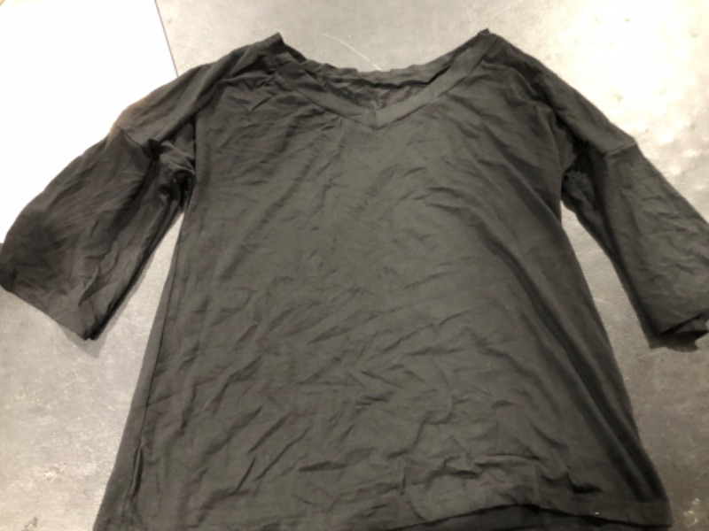 Photo 1 of BLACK MID LENGTH SLEEVE SHIRT SIZE M 