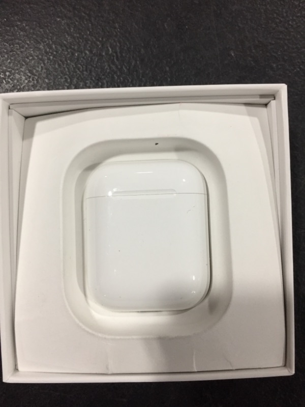 Photo 5 of Apple AirPods (2nd Generation) MV7N2AM