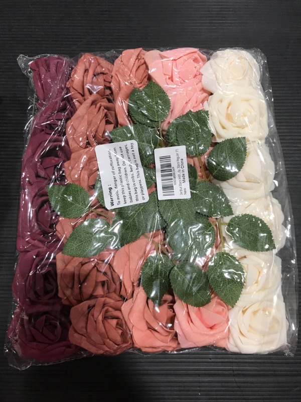 Photo 1 of 30pcs Artificial Roses 