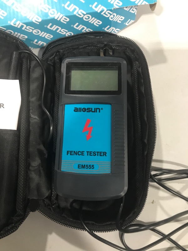 Photo 2 of allsun Digital Electrical Fence Voltage Tester Electric Fence Fault Finder High Voltage 300-9900V Gardening Tools