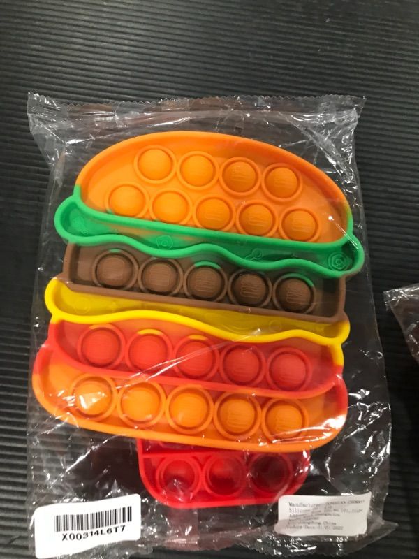 Photo 1 of HAMBERGER AND DRINK FIDGET SET