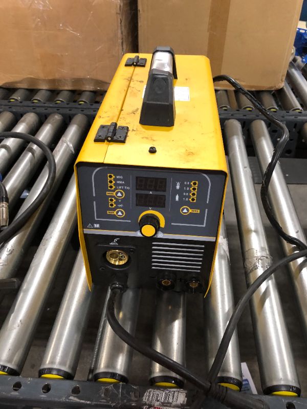 Photo 2 of MIG Welder ?MYYWELD Welding Machine 160A 3 in 1 MMA/MIG/LIFT TIG Welder Machine with IGBT Inverter?Flux Core Welder Gas/Gasless Welding Wire Dia. 0.8-1.0 mm 2lbs Welding Wire Stick Welder 220V

***UNABLE TO TEST***