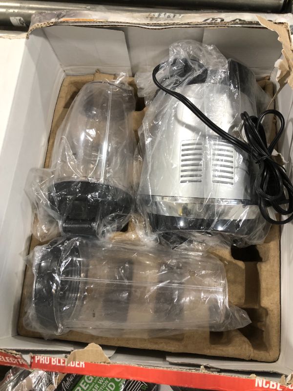 Photo 1 of NutriChef NCBL1000 Professional Home Kitchen Power Pro Mini Countertop Blender - 9.26